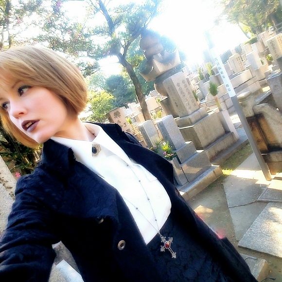 Meet your Posher, Myrlena - Picture 3 of 3